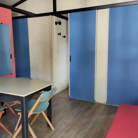 Confortable Pour 5 Personnes Avec Terrasse - Api-1-52-1549 * Espelette