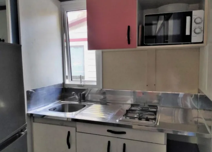 Confortable Pour 5 Personnes Avec Terrasse - Api-1-52-1549