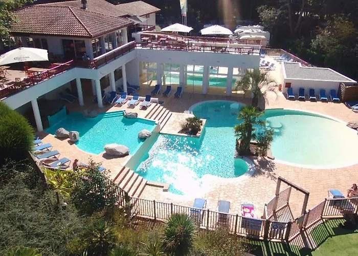 Confortable Pour 5 Personnes Avec Terrasse - Api-1-52-1549 * Espelette