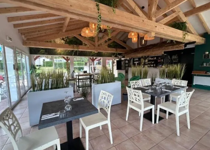 Confortable Pour 5 Personnes Avec Terrasse - Api-1-52-1549